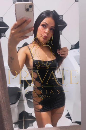 Acompanhante MONIQUE - Ola, me chamo Monique. Sou uma menina simpática, carinhosa e muito atenciosa. Gosto de proporcionar momentos leves, agradáveis e sem pressa, sempre com muita discrição e respeito. Valorizo uma boa conversa, química e conexão para que nosso encontro seja especial do início ao fim. Se procura companhia agradável e uma experiência que dê vontade de repetir, venha me conhecer, será um prazer te proporcionar esse momento ❤️